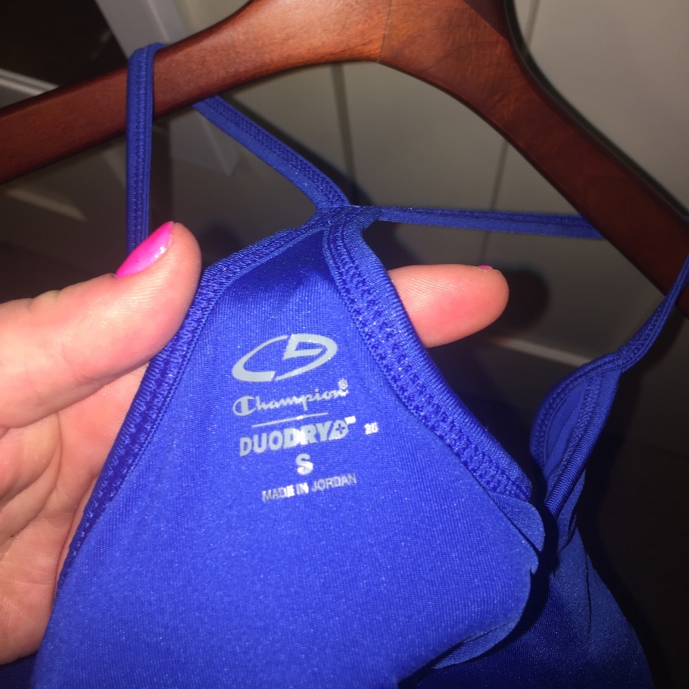 Blue dri fit material work out tank top - Picture 3 of 3